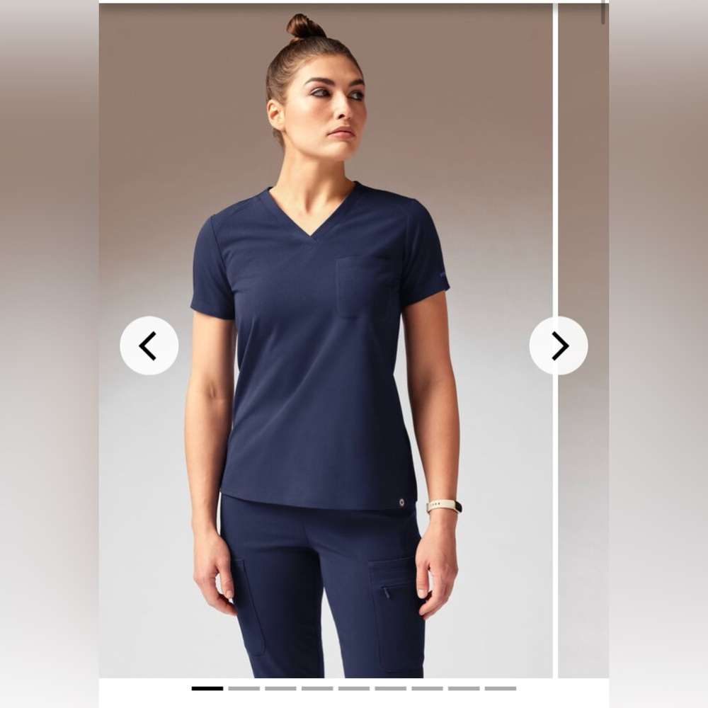 Hypothesis Navy Scrub Set